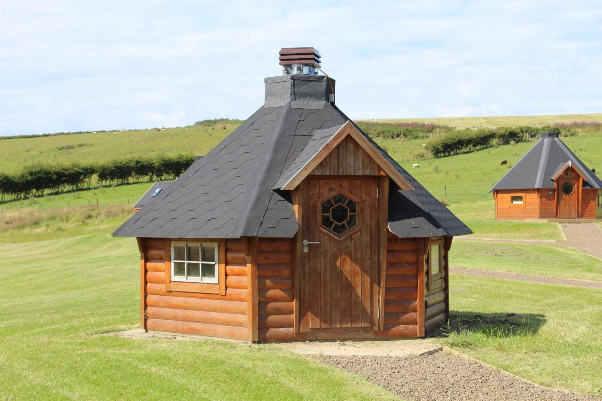 Belstruther Glamping Campsite Duns